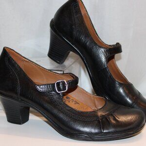 Earth Spirit Black Heels